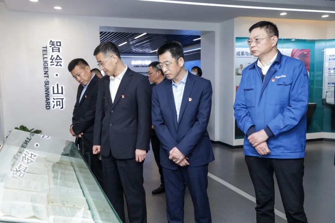 以党建促业务，以业务强党建——青岛西海岸公用事业集团考察米兰平台-米兰(中国)
智能