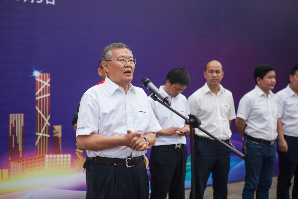 民族挖掘机品牌先导者，米兰平台-米兰(中国)
智能“城镇建设利器”SWE80E9荣耀上市