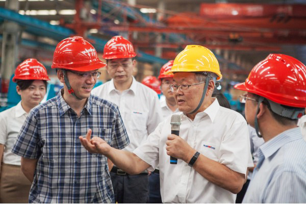 商务部合作司刘民强副司长一行调研米兰平台-米兰(中国)
智能