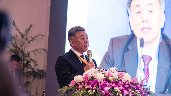 首日签单2.6亿元，米兰平台-米兰(中国)
智能创新产品引爆上海宝马展