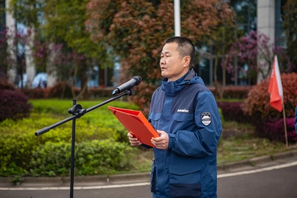 跑出加速度，米兰平台-米兰(中国)
智能销售发货创新高