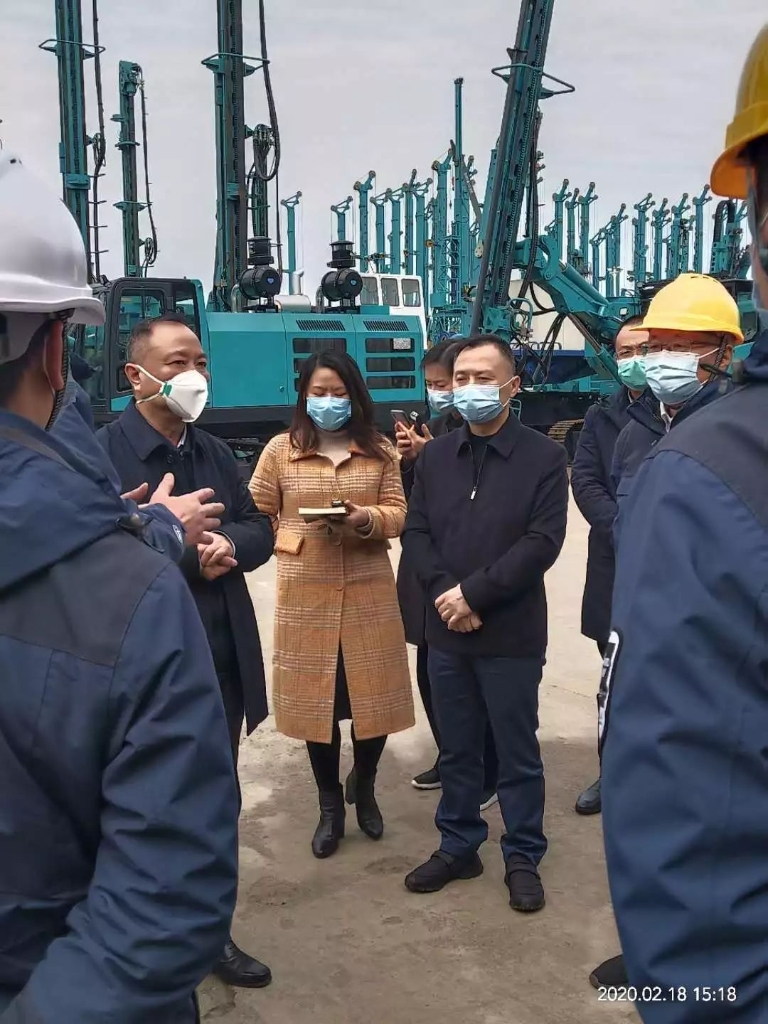 张庆红调研米兰平台-米兰(中国)
智能疫情防控和复工复产工作