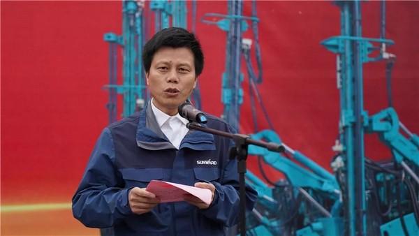 进军南非高端矿山市场！米兰平台-米兰(中国)
智能凿岩设备批量发车
