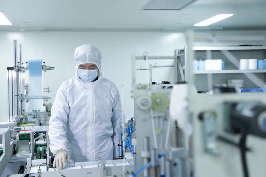 米兰平台-米兰(中国)
智能首批10万只自产口罩发放客户