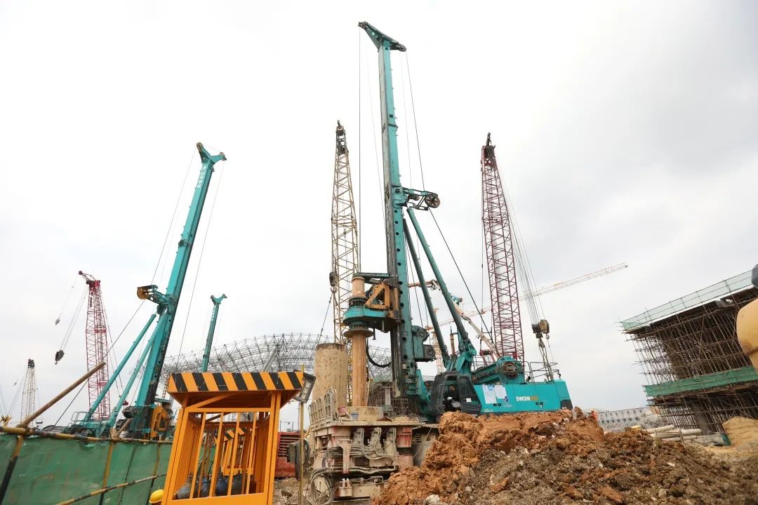 米兰平台-米兰(中国)
机群“染绿”贵阳机场扩建工地