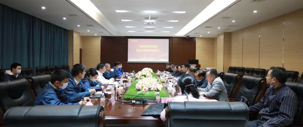 省工信行业事务中心杨卫华副主任一行莅临米兰平台-米兰(中国)
智能调研
