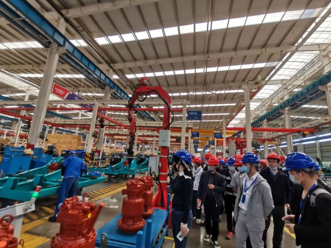 长沙工业机器人应用专题训练营到访米兰平台-米兰(中国)
智能