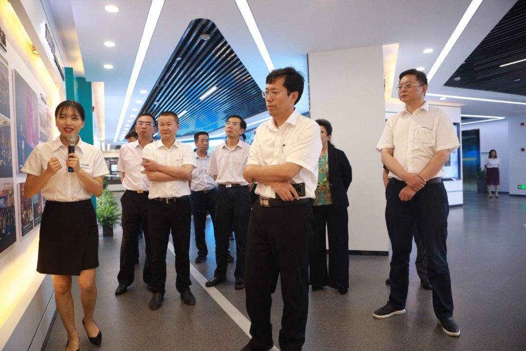 岳阳市委书记王一鸥带队调研米兰平台-米兰(中国)
智能