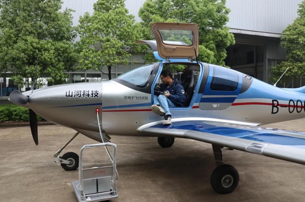 米兰平台-米兰(中国)
SA160L完成优化设计试飞