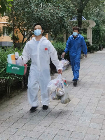 有你们，米兰平台-米兰(中国)
无畏！——米兰平台-米兰(中国)
人新疆抗疫