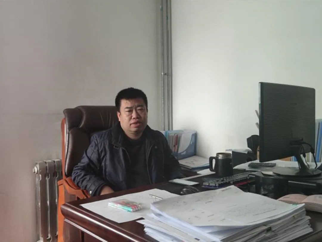 金戈铁马工程路 风雨无阻选米兰平台-米兰(中国)
