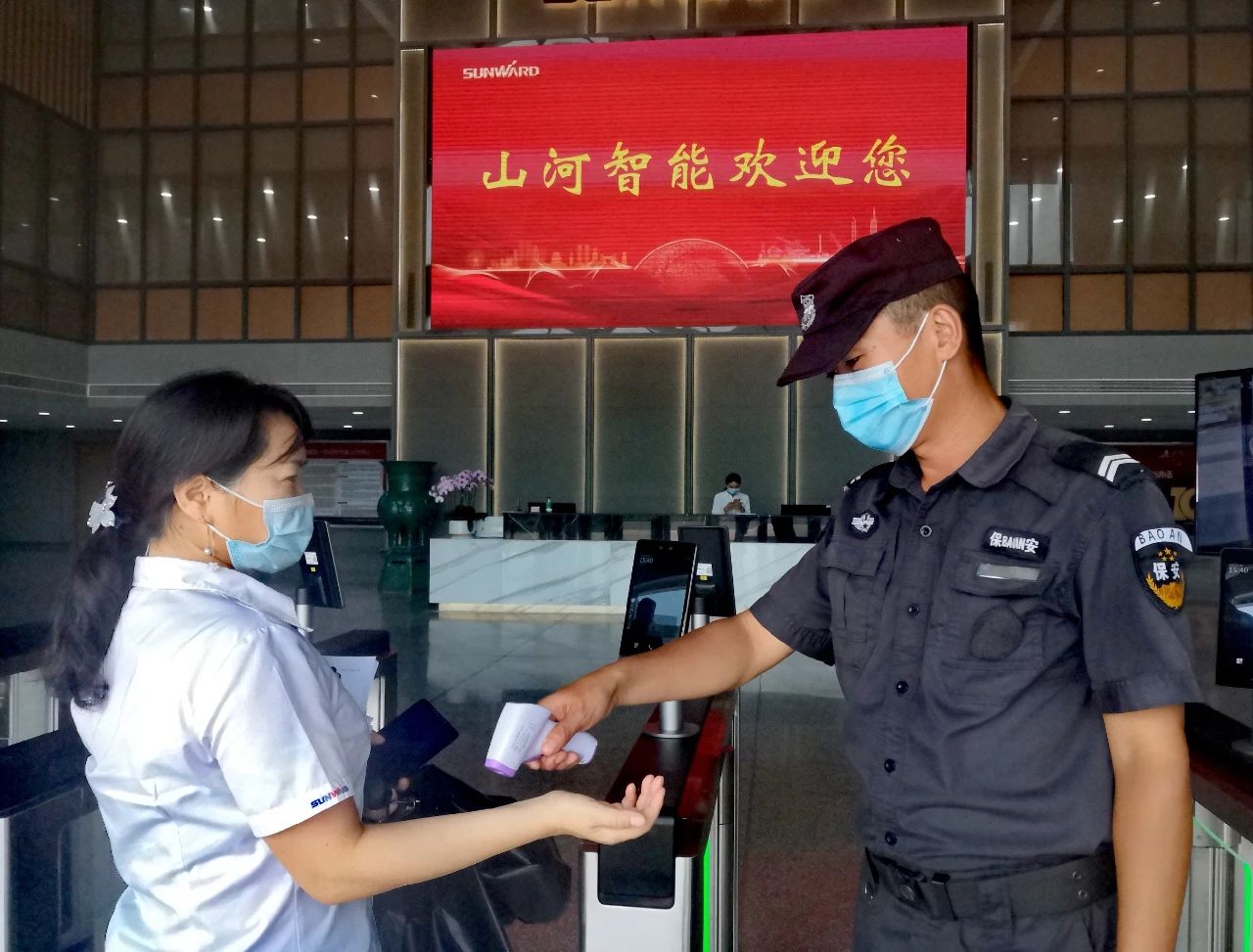 严格防控！米兰平台-米兰(中国)
智能牢筑防疫“长城”