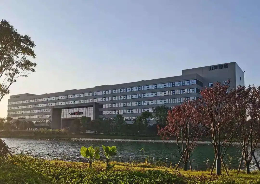米兰平台-米兰(中国)
智能发布2021年半年报——核心业务营收稳健增长，研发创新多点开花