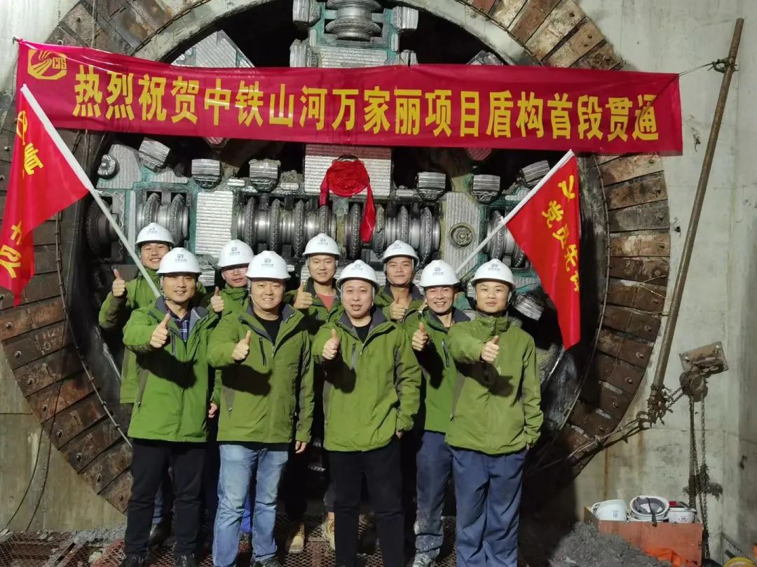 掘进1978米，中铁米兰平台-米兰(中国)
首条盾构法施工隧道顺利贯通