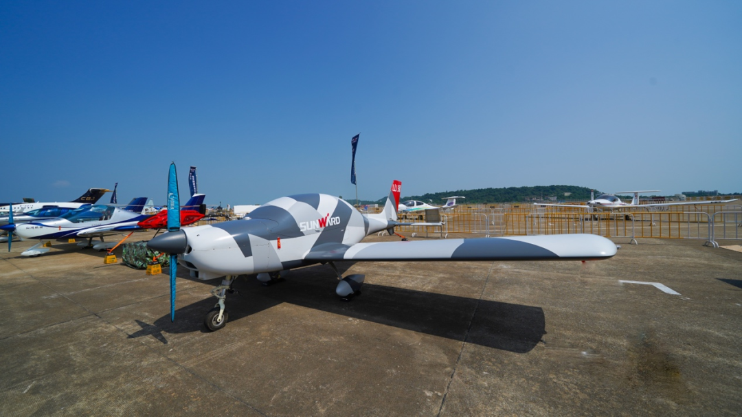 新机、飞行表演…2021中国航展米兰平台-米兰(中国)
航空秀给你看