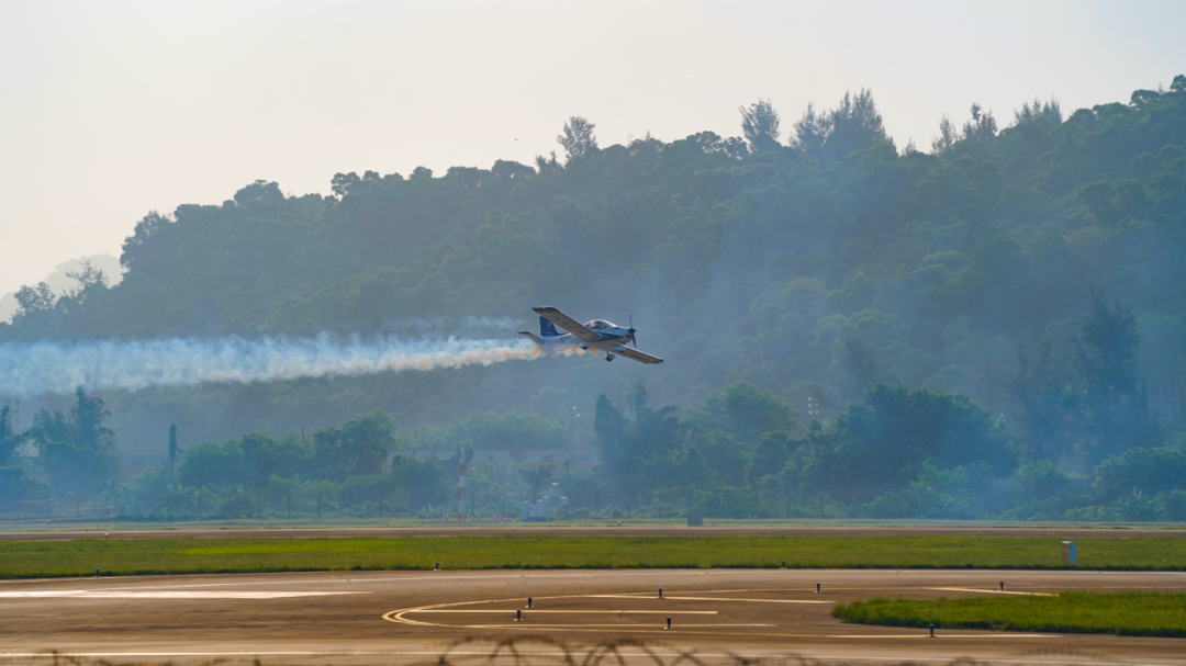 新机、飞行表演…2021中国航展米兰平台-米兰(中国)
航空秀给你看