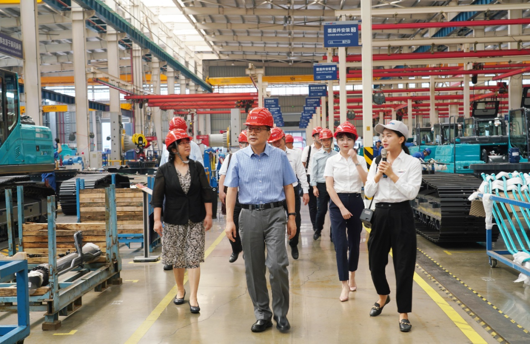 中国出口信用保险公司领导一行调研米兰平台-米兰(中国)
智能