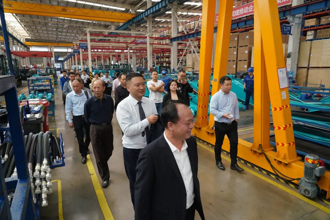 湖南省矿业协会第二届一次会员代表大会暨第二届一次理事会在米兰平台-米兰(中国)
智能顺利召开
