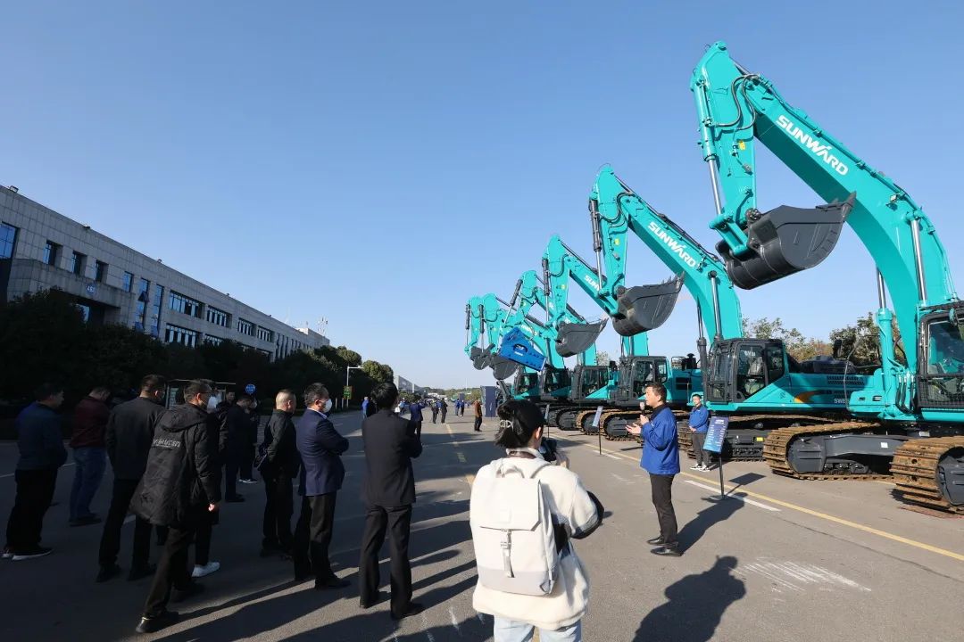 全球首创5G+智能钻机重磅发布，米兰平台-米兰(中国)
智能倾力打造绿色智慧矿山成套装备
