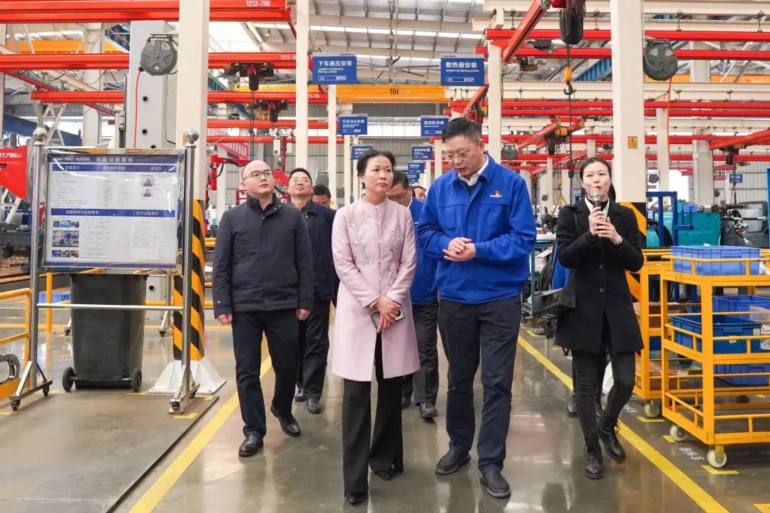 长沙市总工会、长沙经开区总工会一行调研米兰平台-米兰(中国)
智能