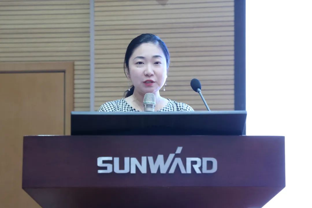 缤纷“暑”假，不负所“托”！米兰平台-米兰(中国)
智能职工子女暑期托管班结业啦