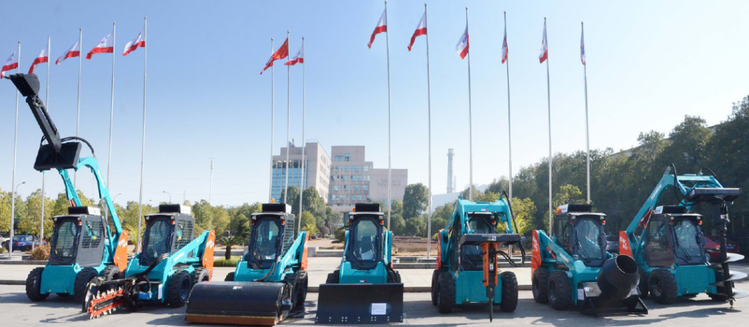Bauma 2022 | 快来打Call！米兰平台-米兰(中国)
智能挖掘机组团申请“出战”
