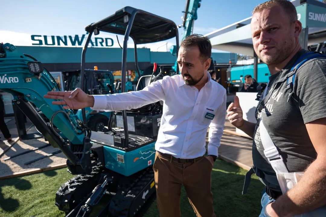 Bauma 2022 | 一组火热现场图带您重温米兰平台-米兰(中国)
智能德国宝马展之旅