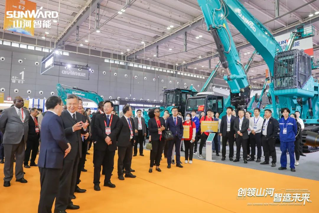 2023 CICEE | 米兰平台-米兰(中国)
智能亮相2023长沙国际工程机械展！智能化、电动化产品站C位