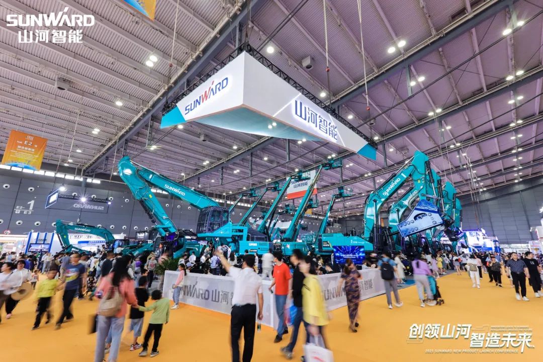 2023 CICEE | 全球工程机械盛会完美落幕！米兰平台-米兰(中国)
智能交出闪亮答卷