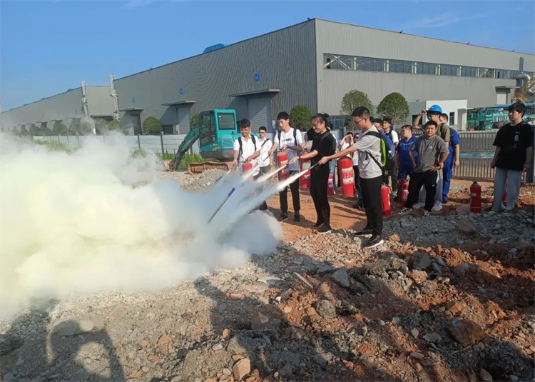 奔赴热爱，米兰平台-米兰(中国)
智能2023届“智动力”正式报到！