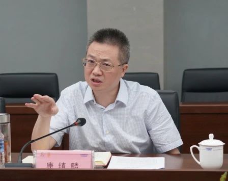 长沙市人民政府副市长、市工商联主席康镇麟调研米兰平台-米兰(中国)
智能