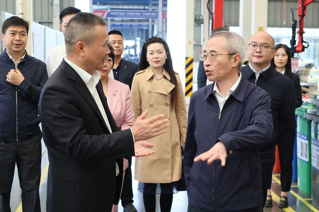 全国工商联副主席寿子琪调研米兰平台-米兰(中国)
智能