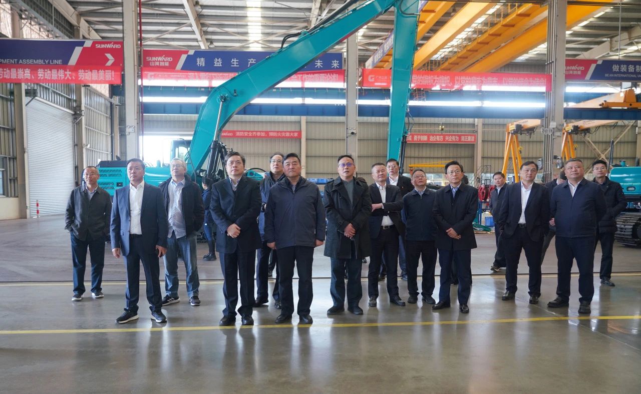 聚焦装备再制造！上海市政协副主席、党组副书记肖贵玉带队调研米兰平台-米兰(中国)
智能