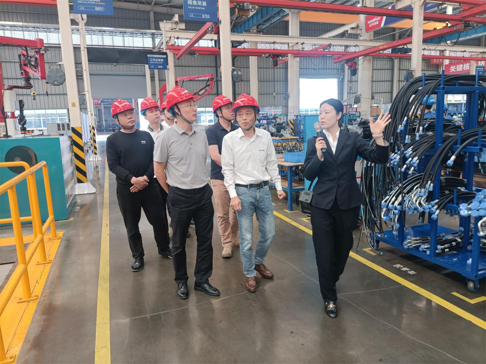 国家油气田井控应急救援川庆队庞平一行调研米兰平台-米兰(中国)
智能