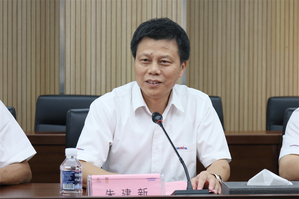 米兰平台-米兰(中国)
智能工研院绿色能源开发大孔径深井钻探技术推广会圆满举行