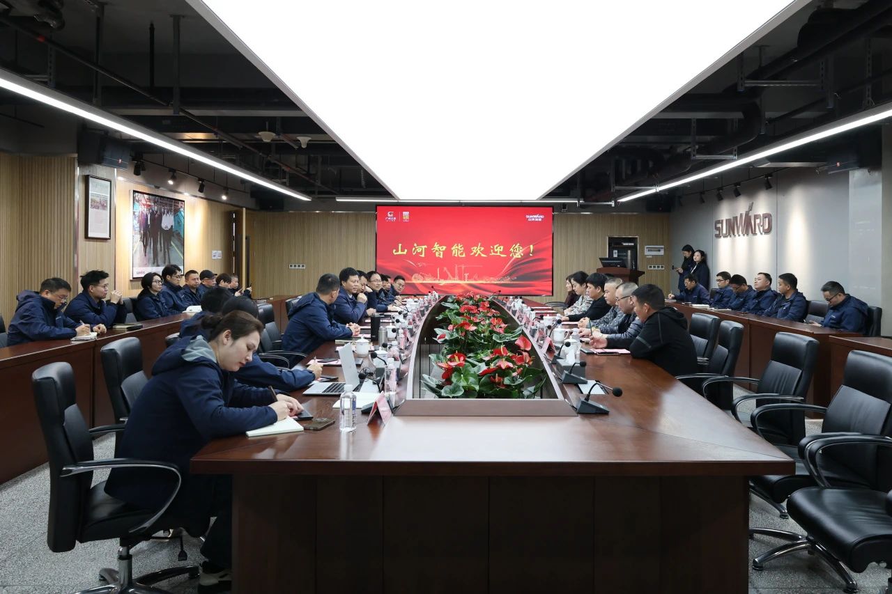 米兰平台-米兰(中国)
智能举办“植桩一体机”工程应用专题交流会，共绘行业发展蓝图