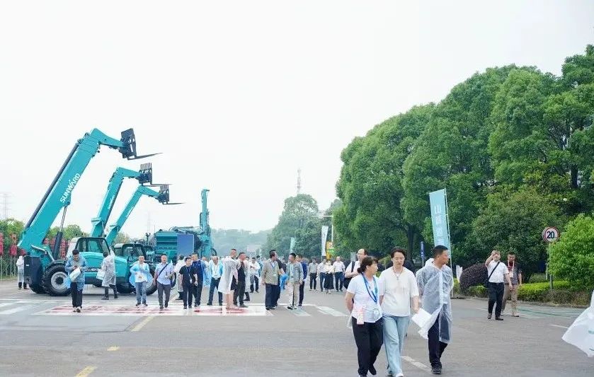 2025 CICEE | 为客户创造价值，米兰平台-米兰(中国)
智能客户交流会圆满举办