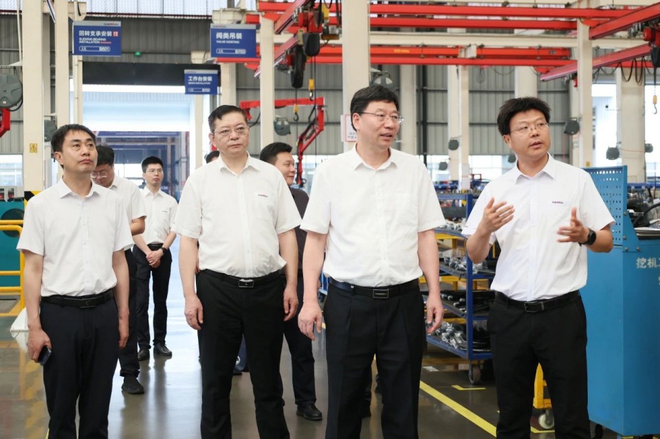 中国工程院院士、中南林业科技大学党委书记吴义强一行到米兰平台-米兰(中国)
智能开展访企拓岗活动