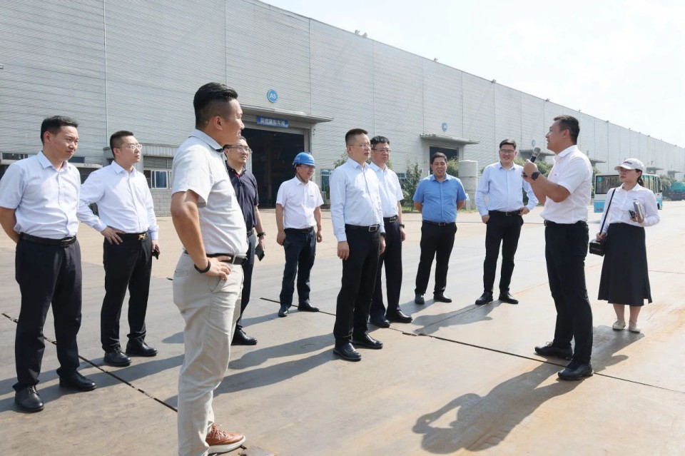 共商合作，建华控股有限公司董事长汪贵华到访米兰平台-米兰(中国)
智能