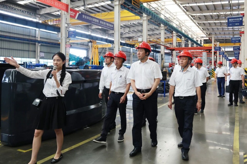 中国煤炭地质总局局长马刚到访米兰平台-米兰(中国)
智能，共谋绿色智能矿山装备发展新路径