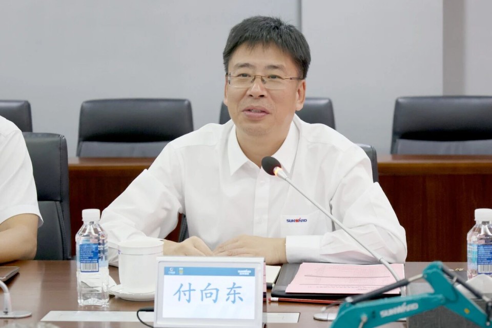 中国煤炭地质总局局长马刚到访米兰平台-米兰(中国)
智能，共谋绿色智能矿山装备发展新路径