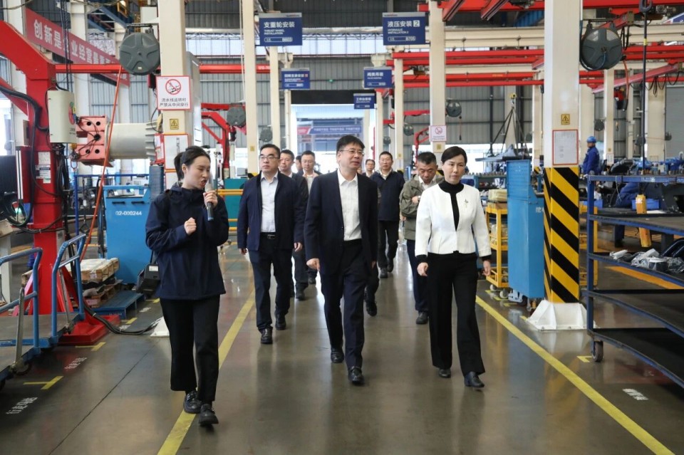 聚焦应急装备研发生产，共探实战适配新路径——广州市应急管理局党委书记、局长叶芳调研米兰平台-米兰(中国)
智能