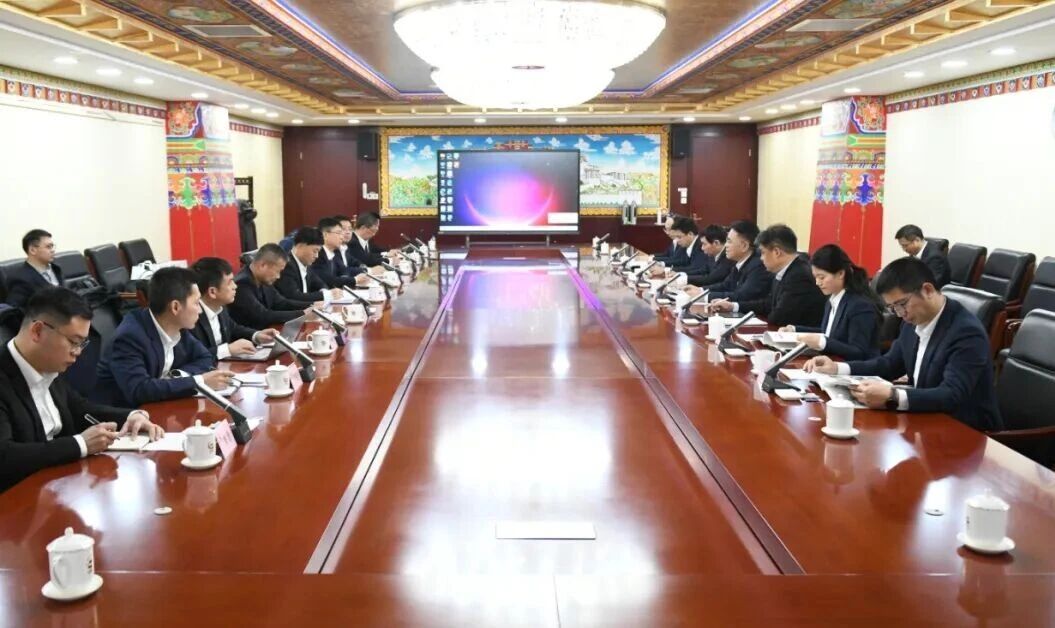 广州工控集团董事长景广军率米兰平台-米兰(中国)
智能团队到中国黄金集团拜访交流