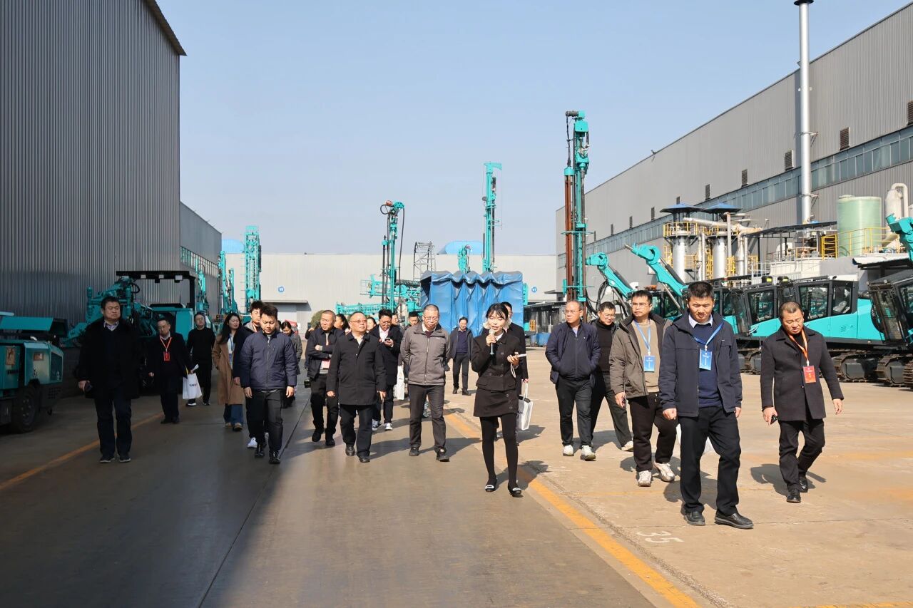 湖南省工程管理学会2025年学术年会在米兰平台-米兰(中国)
工业城举办