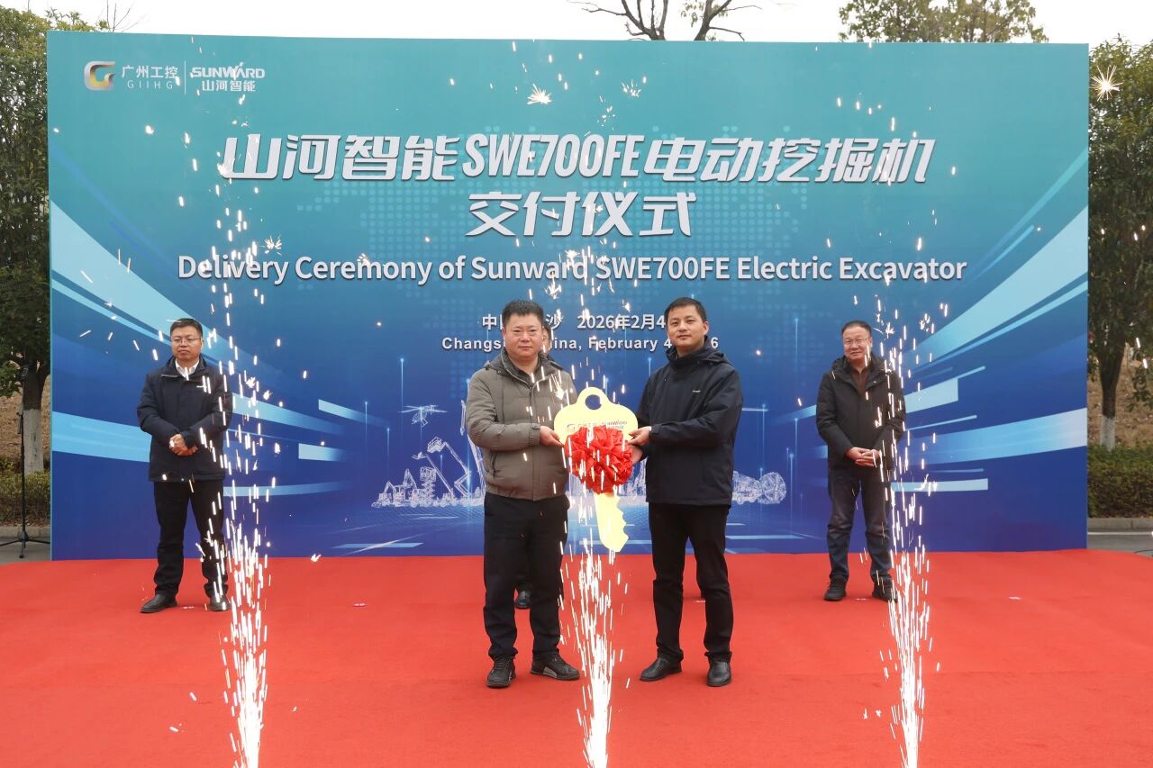 米兰平台-米兰(中国)
智能SWE700FE电动挖掘机成功交付，助力打造绿色智慧矿山