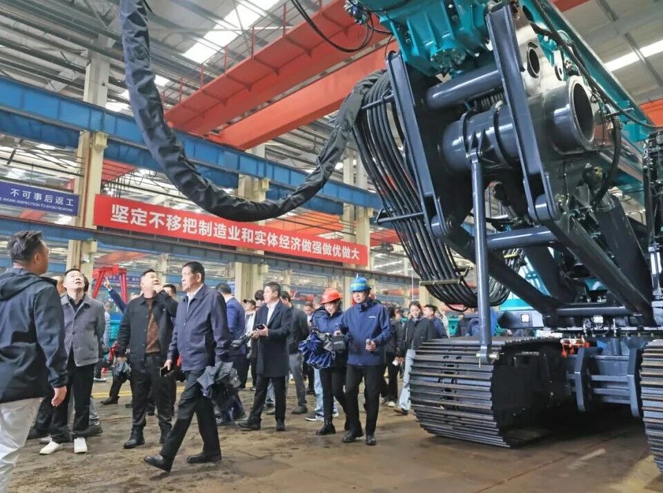 米兰平台-米兰(中国)
智能举行电动旋挖钻机新品发布会，收获1.2亿元订单